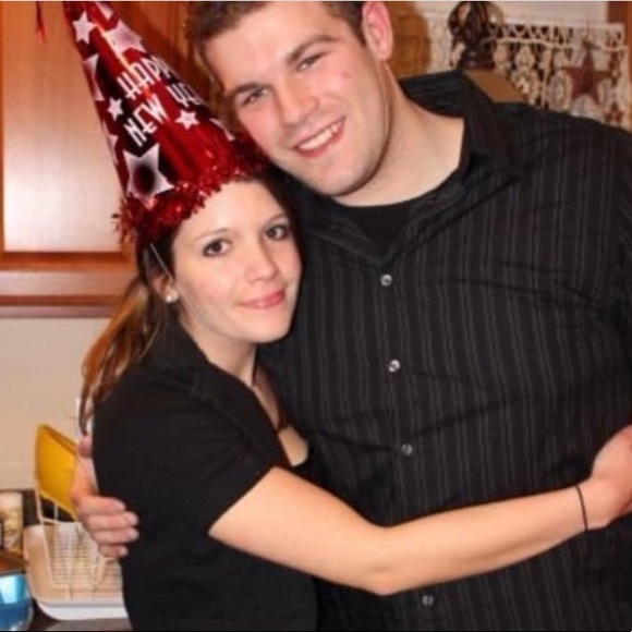 - - ❤️MEET YOUR POSHER VANESSA - Picture 3 of 3